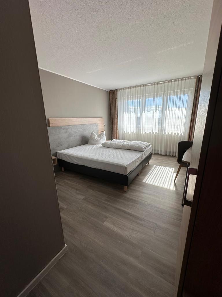 Rheinhessen Inn Gmbh Woerrstadt ภายนอก รูปภาพ