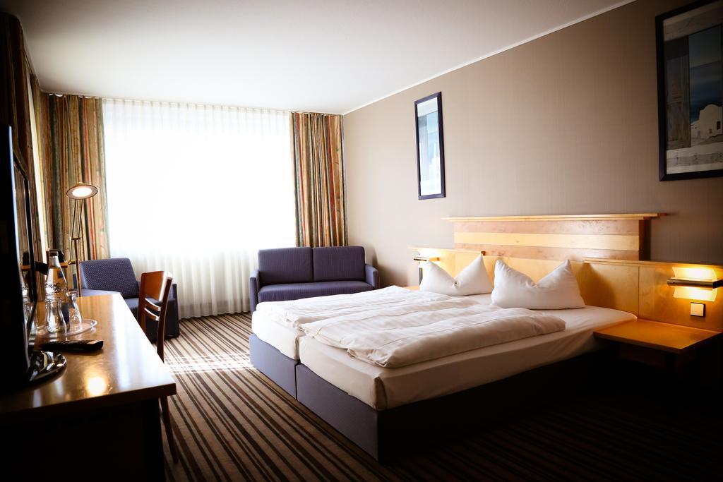 Rheinhessen Inn Gmbh Woerrstadt ภายนอก รูปภาพ